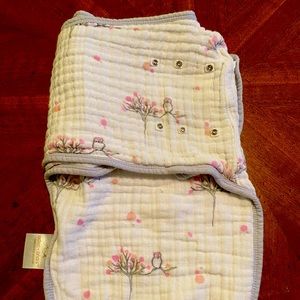 Aden and Anais muslin swaddle 0-3 months